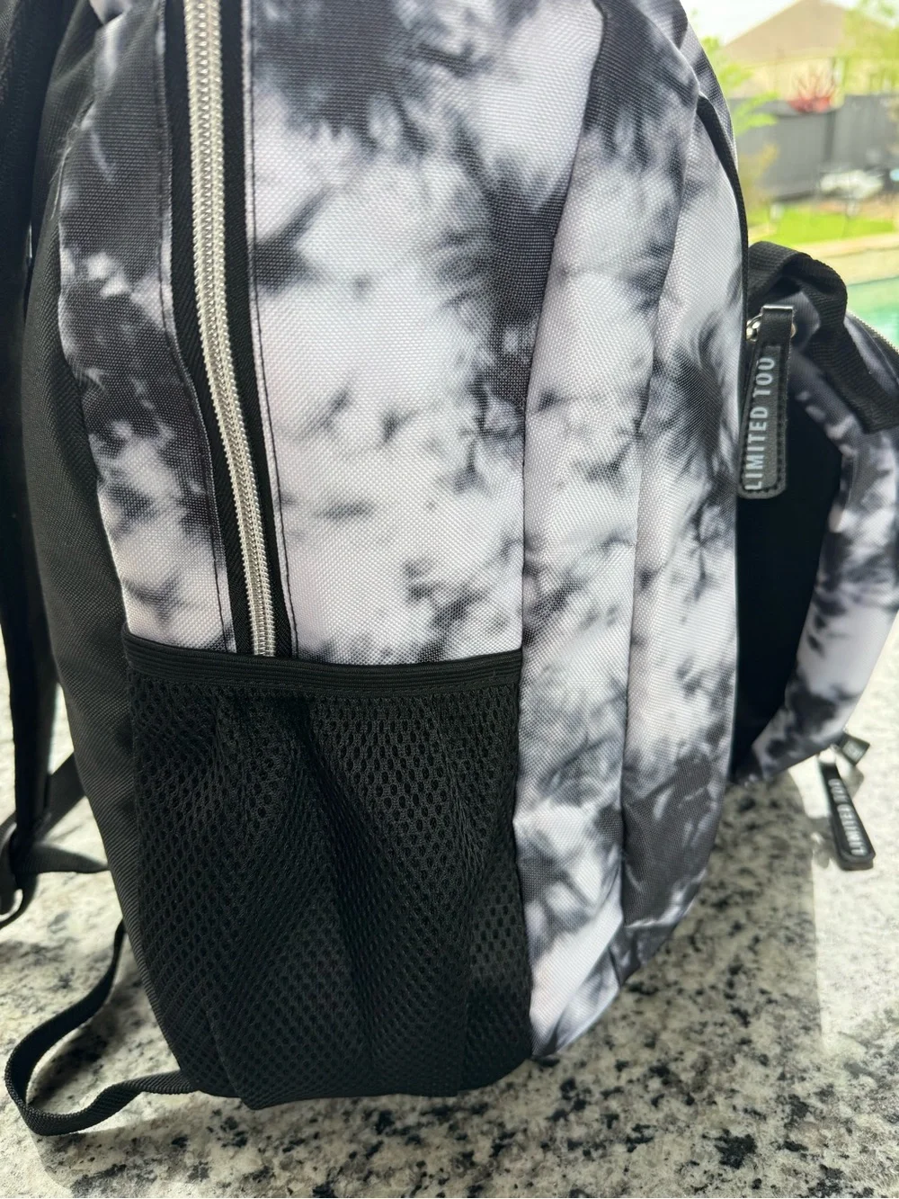 Limited Too Black & White Tie-Dye back pack w lunch Bag with Mint Logo